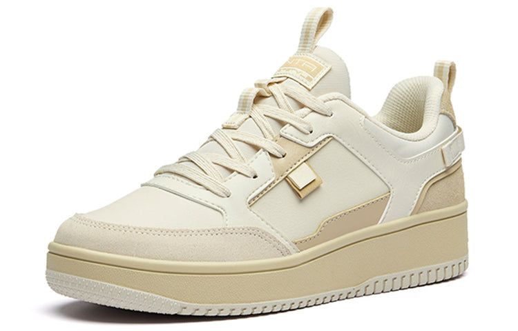 (WMNS) ANTA Casual Skate Shoes 'White Beige Brown' 922228067-1 sold by KicksCrew product image thumbnail 3