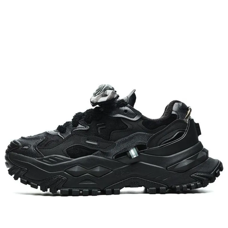(WMNS) FILA FUSION Bianco Sneakers 'Black' T12W241121FBM sold by KicksCrew