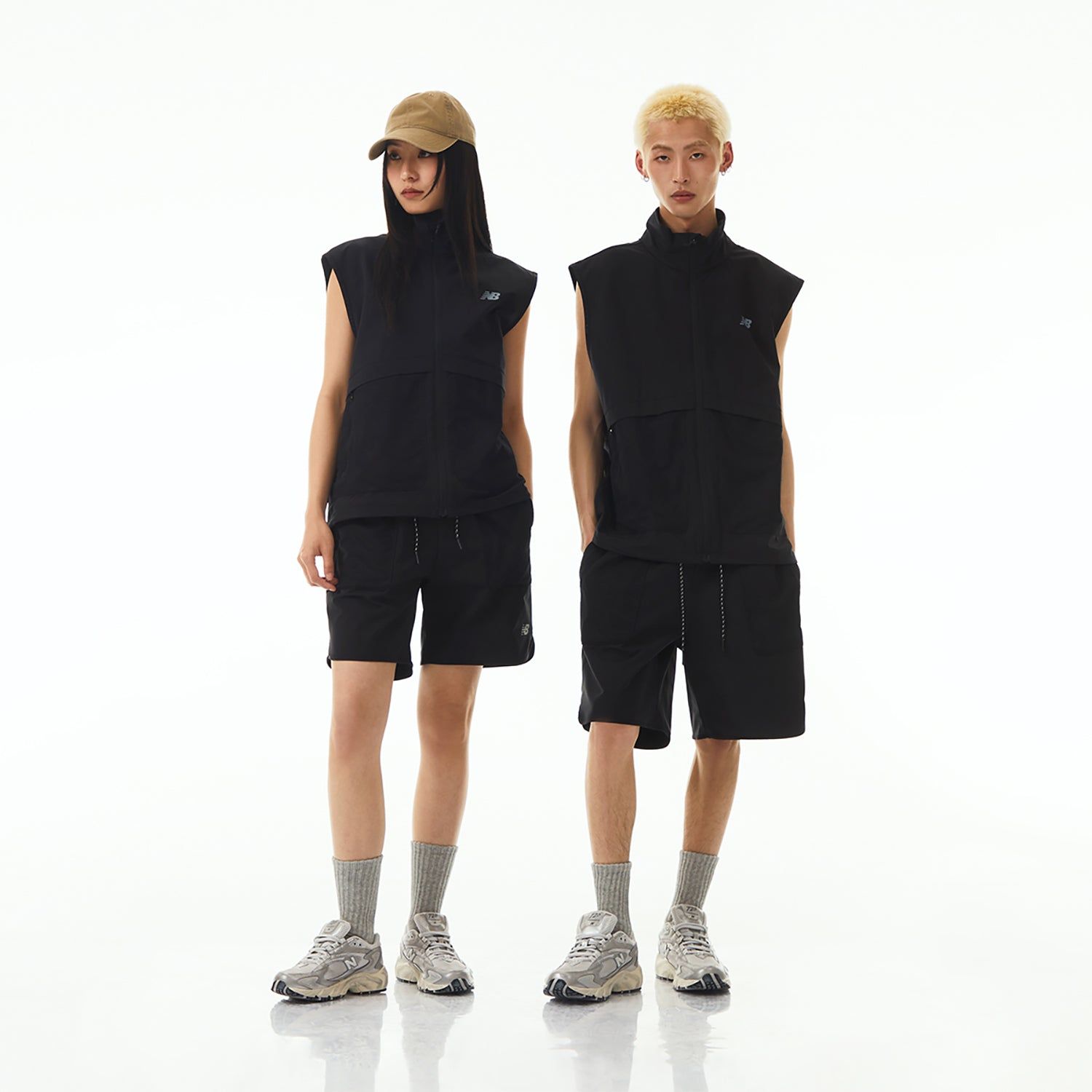 New Balance Woven Short With Mesh Pocket 'Black' NVE24171-BK sold by KicksCrew product image thumbnail 5