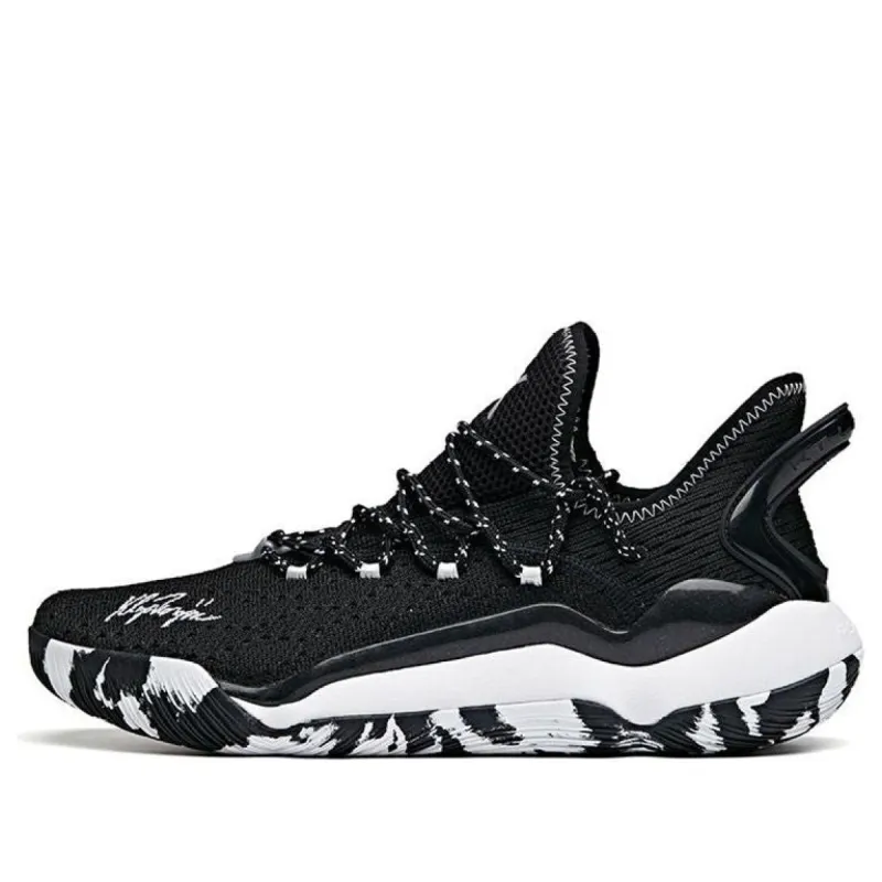 ANTA Light Cavalry 5 Low 'Black White' 112021608-5 sold by KicksCrew