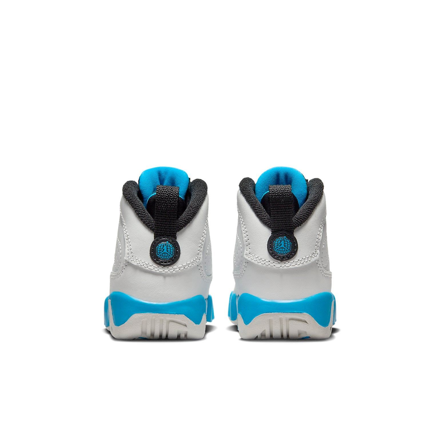 (TD) Air Jordan 9 Retro 'Powder Blue' 401812-101 sold by KicksCrew product image thumbnail 4