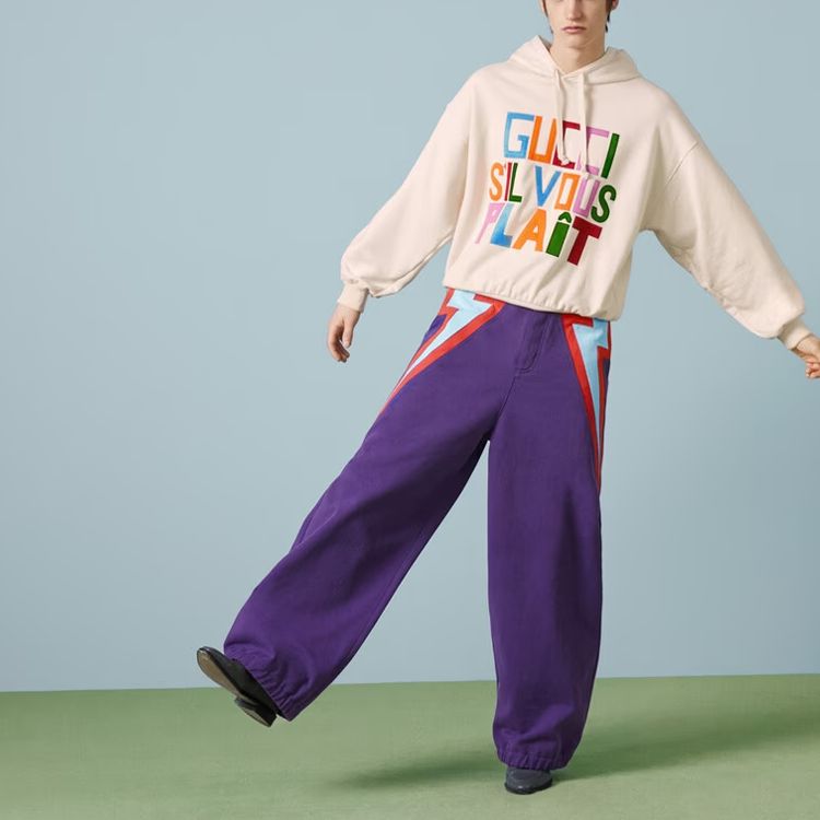 Gucci Felted cotton Hooded sweatshirt with patch 'Ivory' 721427-XJFFW-9162 sold by KicksCrew product image thumbnail 2