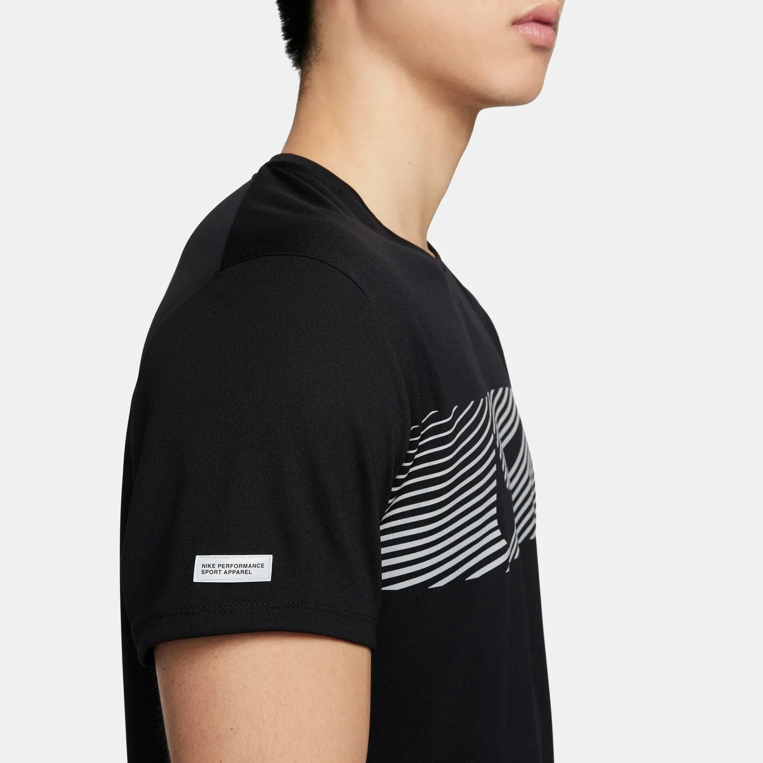 Nike Miler Flash Dri-FIT UV T-Shirt 'Black' FN3052-010 sold by KicksCrew product image thumbnail 3