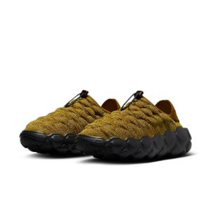 (WMNS) Nike Flyknit Haven 'Bronzine' FD2148-700 sold by KicksCrew