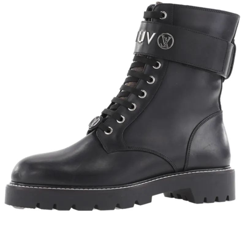 (WMNS) LOUIS VUITTON Territory Flat Ranger Boots 'Black with Silver Logo' 1AAE3W sold by KicksCrew