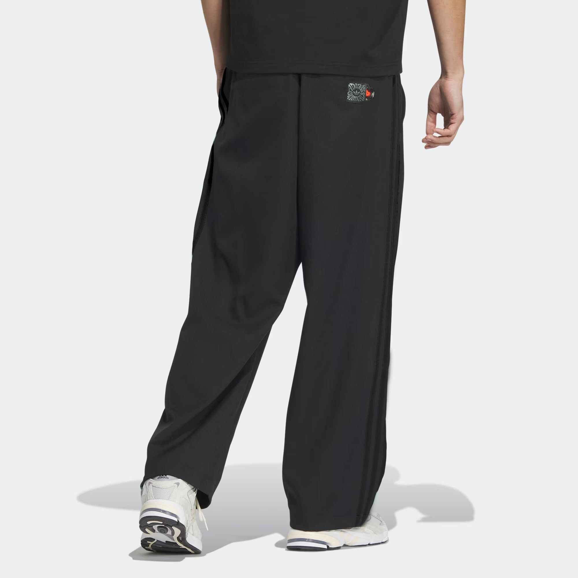 adidas Originals V-Day Pant 'Black' JE3476 sold by KicksCrew product image thumbnail 4