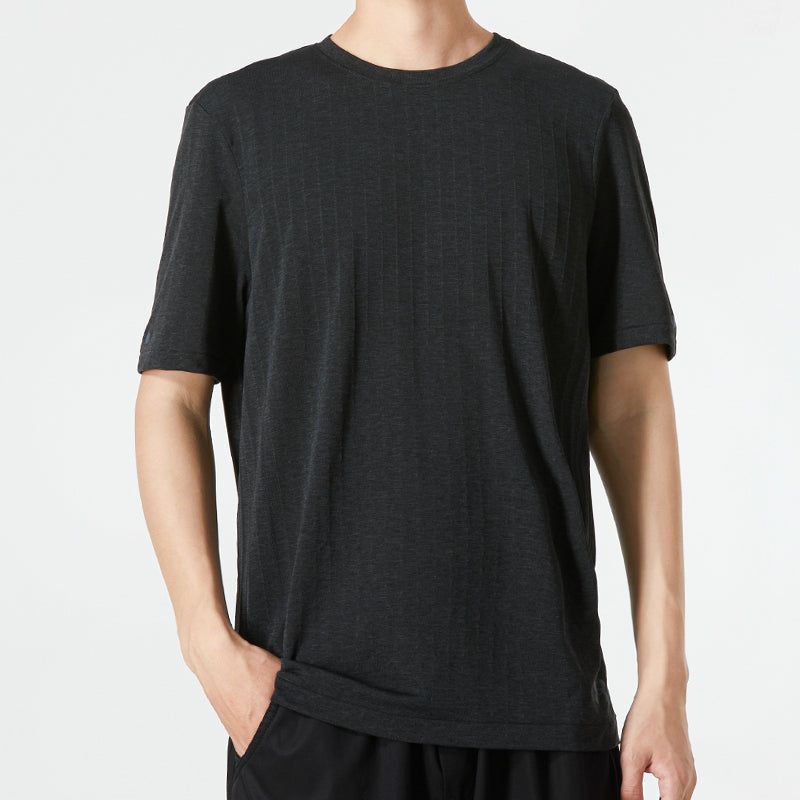 Under Armour RUSH Seamless Short Sleeve 'Black' 1373724-001 sold by KicksCrew product image thumbnail 3