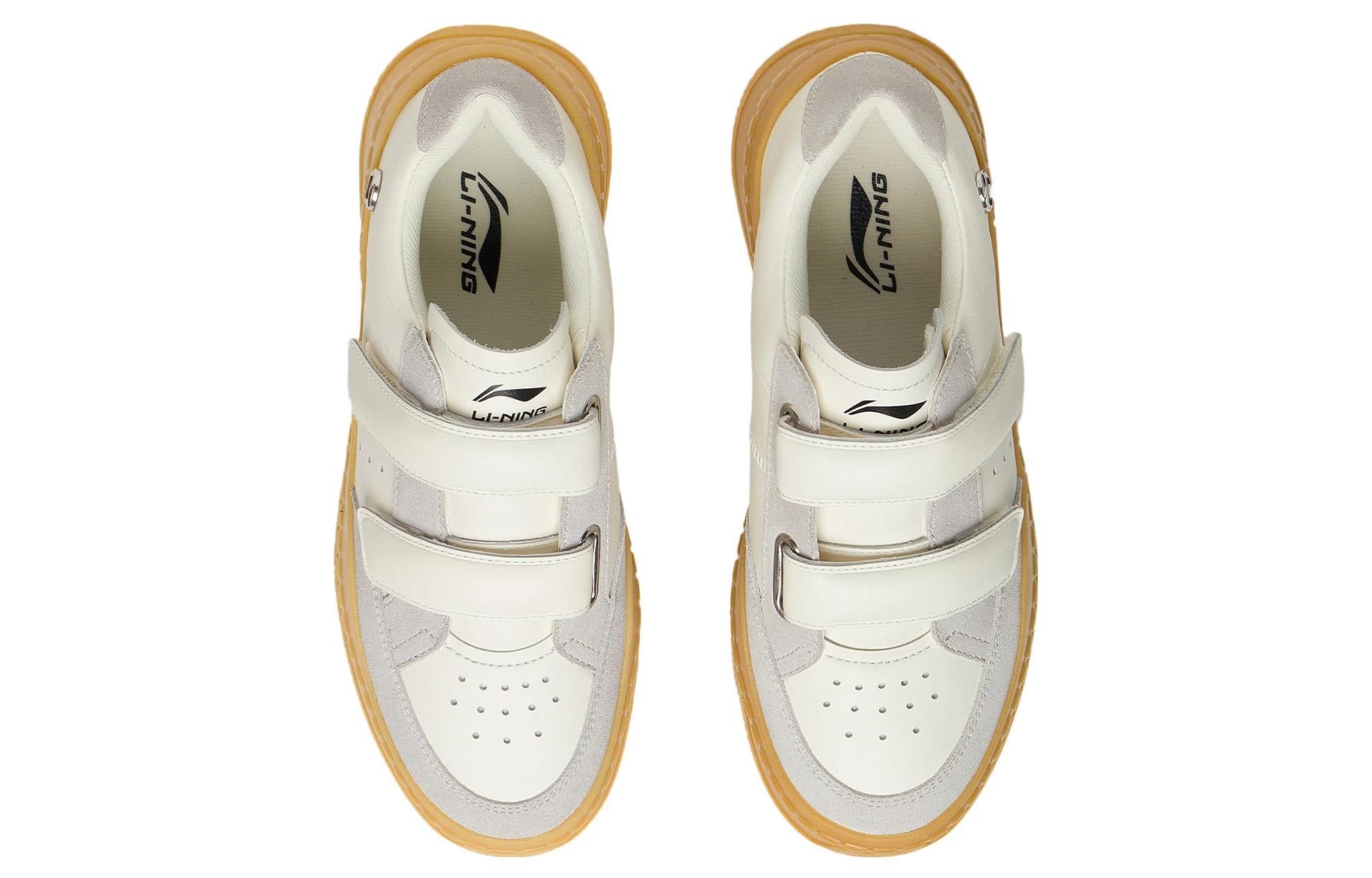 (WMNS) Li-Ning Blank Casual Sneakers 'White Grey' AGCT058-2 sold by KicksCrew product image thumbnail 4