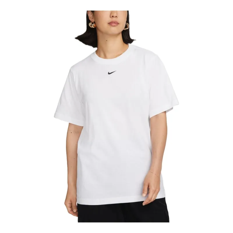 (WMNS) Nike Sportswear Small Swoosh T-shirt Asia Sizing 'White' FD4150-100 sold by KicksCrew