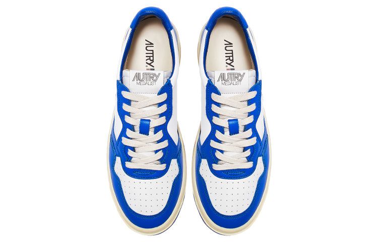 (WMNS) Autry Medalist Low 'Azure White' AULW-WB15 sold by KicksCrew product image thumbnail 3