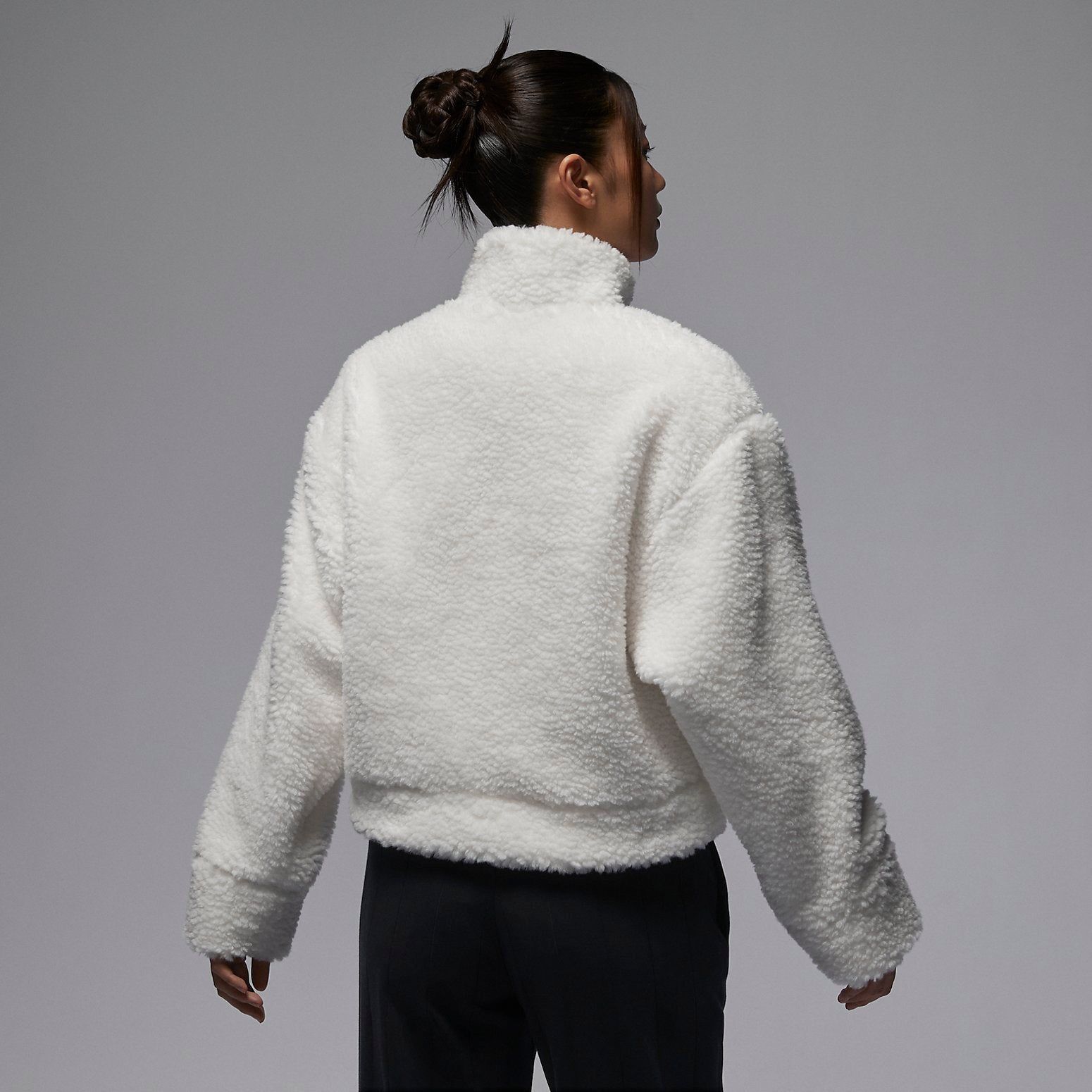 (WMNS) Air Jordan Fuzzy High Pile Fleece Jacket Asia Sizing 'Sail' FD7169-133 sold by KicksCrew product image thumbnail 3