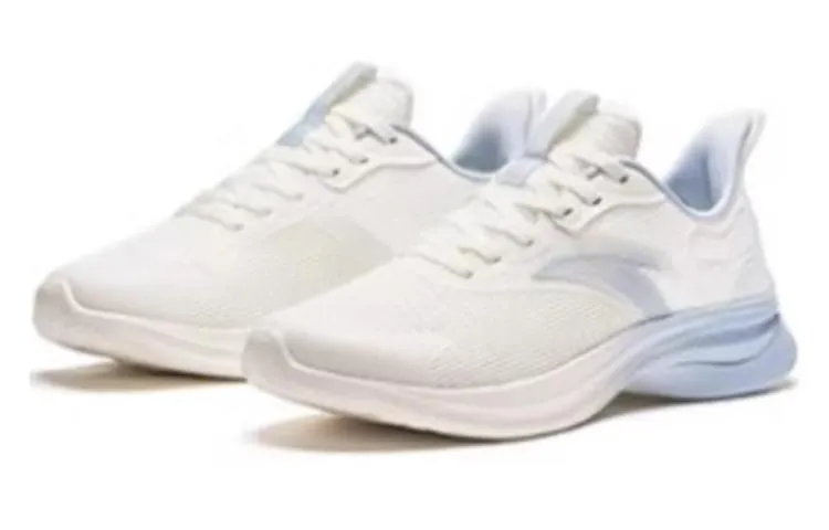 (WMNS) ANTA Casual Shoes 'White Blue' 922335501-6 sold by KicksCrew product image thumbnail 2