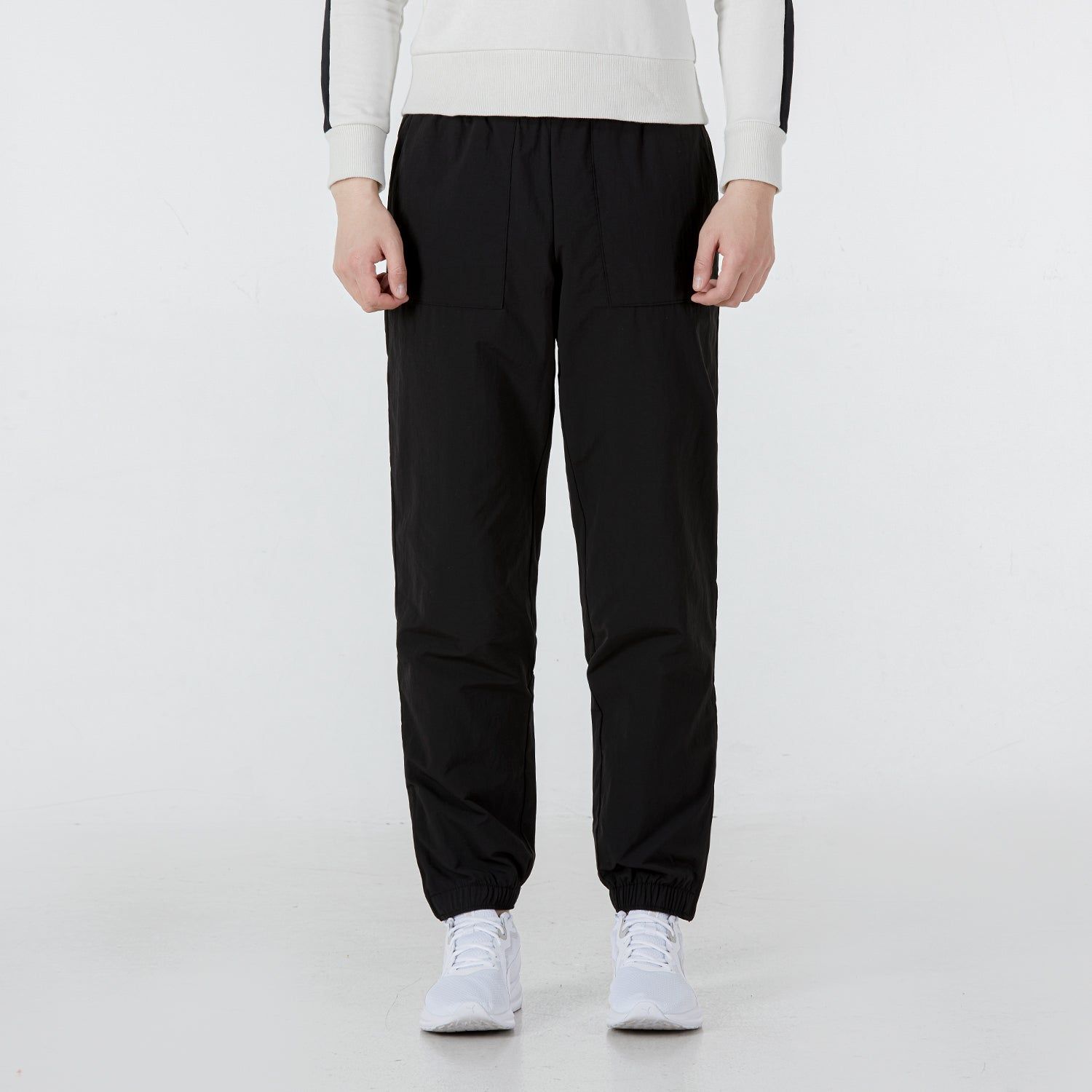 Puma Essentials Logo Pants 'Black' 535554-01 sold by KicksCrew product image thumbnail 3