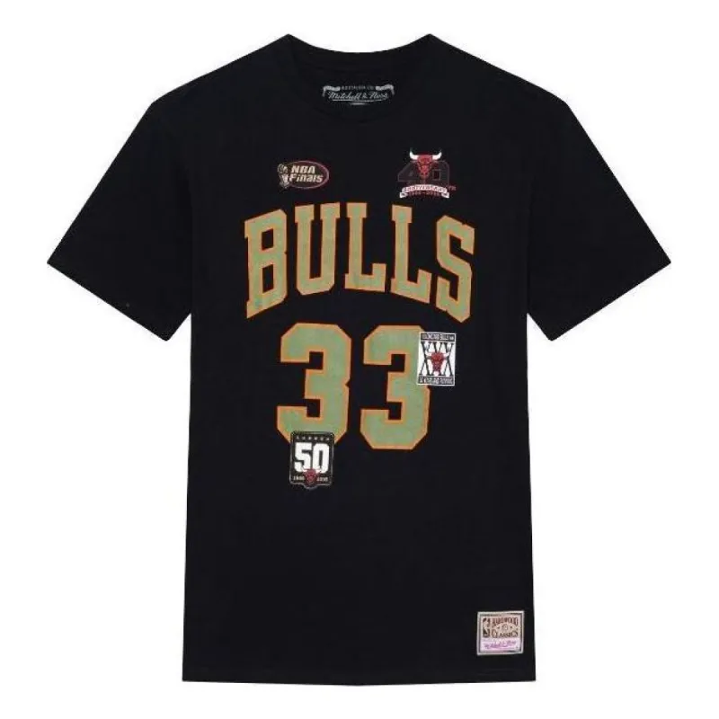 Mitchell & Ness x NBA Chicago Bulls Script T-shirt 'Scottie Pippen 33' BNN3DP22083-CBUBLCKSPI sold by KicksCrew