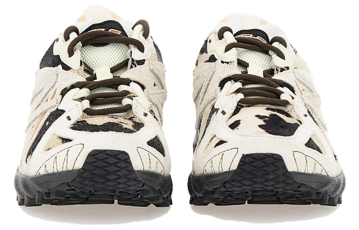 New Balance 610 v1 Shoes 'Cow Print' ML610TI sold by KicksCrew product image thumbnail 2