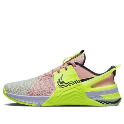 (WMNS) Nike Metcon 8 FlyEase 'Arctic Orange Volt' DO9381-800 sold by KicksCrew