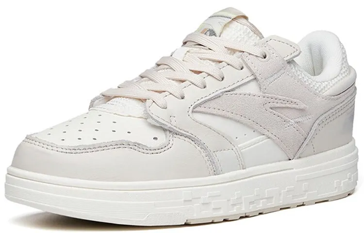 (WMNS) ANTA Street Naughty Low 'White Grey' 122218050-1 sold by KicksCrew product image thumbnail 2