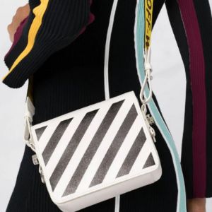(WMNS) Off-White Diag Logo-plaque Shoulder Bag 'White Black' OWNN018F21LEA0030110 sold by KicksCrew