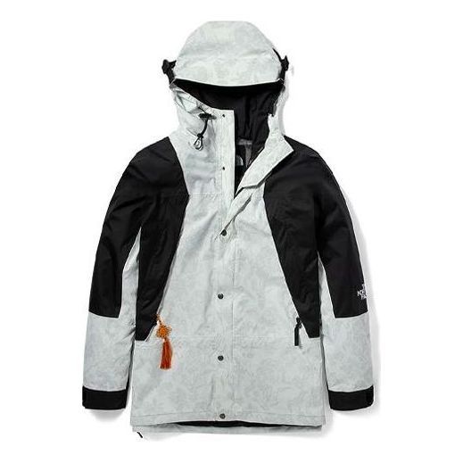 THE NORTH FACE Mountain Jacket 'White' NF0A4UDJ-0WP sold by KicksCrew