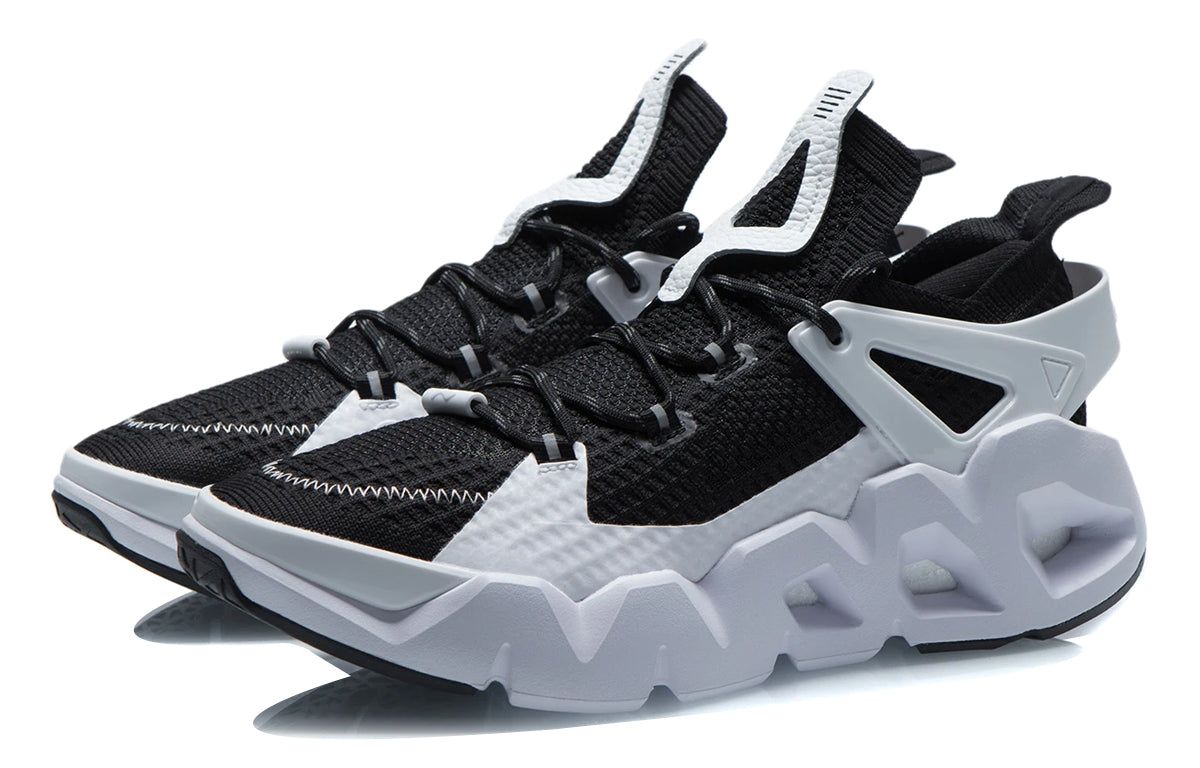 (WMNS) Li-Ning Essence 2.3 Delta 'Black White' AGBR046-1 sold by KicksCrew product image thumbnail 4