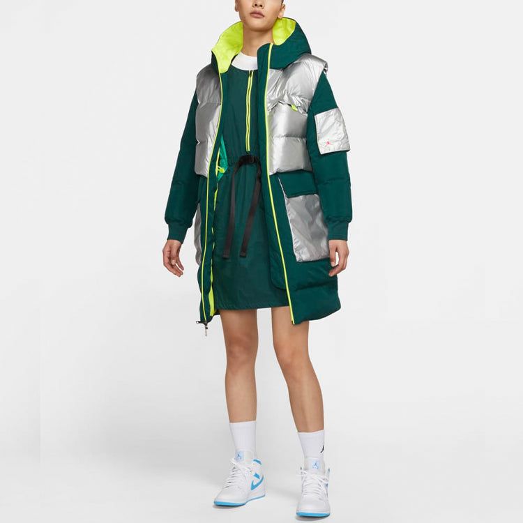 (WMNS) Air Jordan Winter Utility Jacket 'Green' CV2561-300 sold by KicksCrew product image thumbnail 3