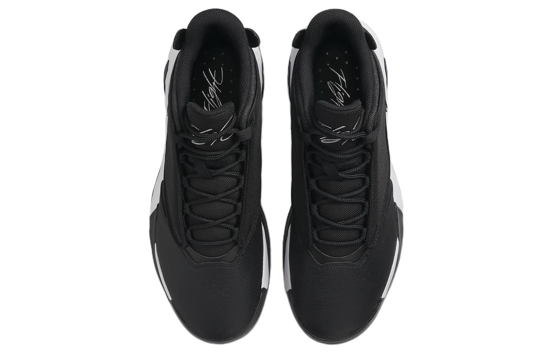 Air Jordan Max Aura 4 'Black Metallic Silver' DN3687-002 sold by KicksCrew product image thumbnail 4