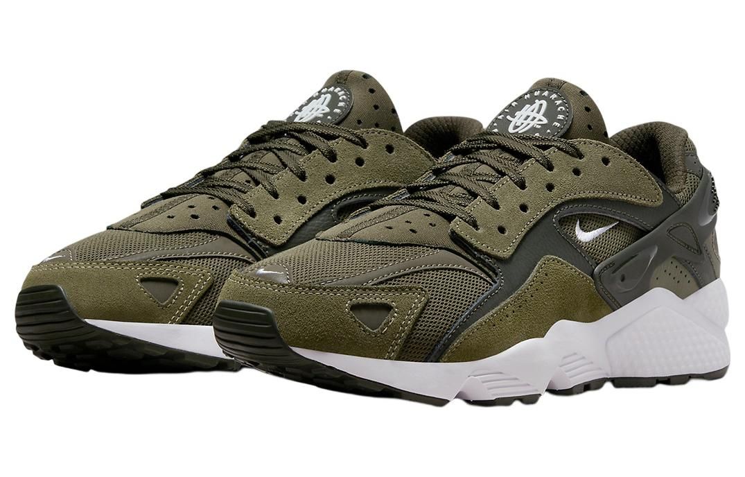 New Balance Hoops Graphic T-Shirt 'White' MT33588-SST sold by KicksCrew product image thumbnail 2