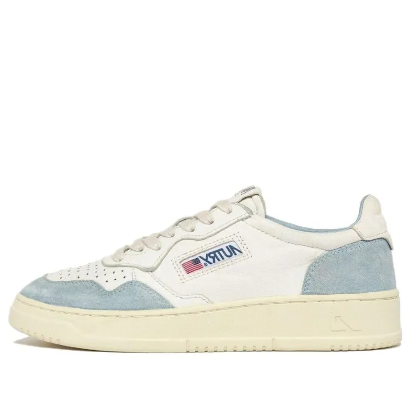(WMNS) AUTRY Medalist Low Goatskin and Suede 'Light Blue' AULW-GS26 sold by KicksCrew