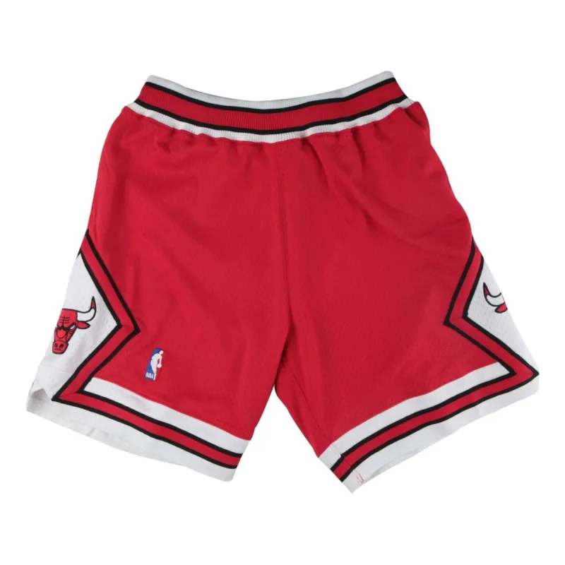Mitchell & Ness x NBA AU Chicago Bulls 1975-76 Road Swingman Shorts 'Red' 369P-3B5-97CBU sold by KicksCrew