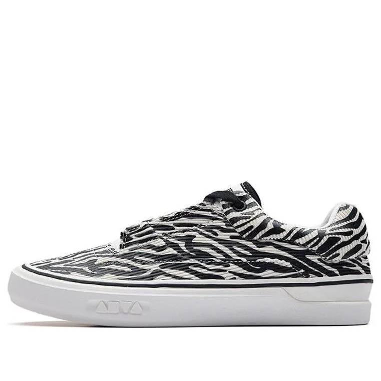 (WMNS) ANTA MD Skate Shoes 'Black White' 122238013-3 sold by KicksCrew