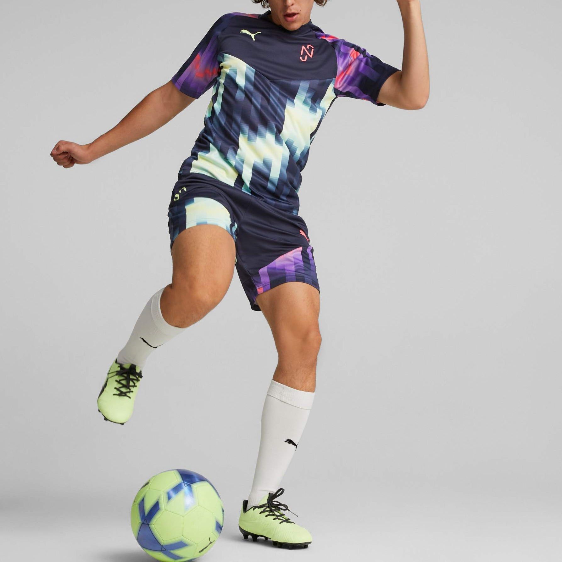 PUMA Neymar Jr 24/7 Jersey 'Purple' 605770-09 sold by KicksCrew product image thumbnail 3