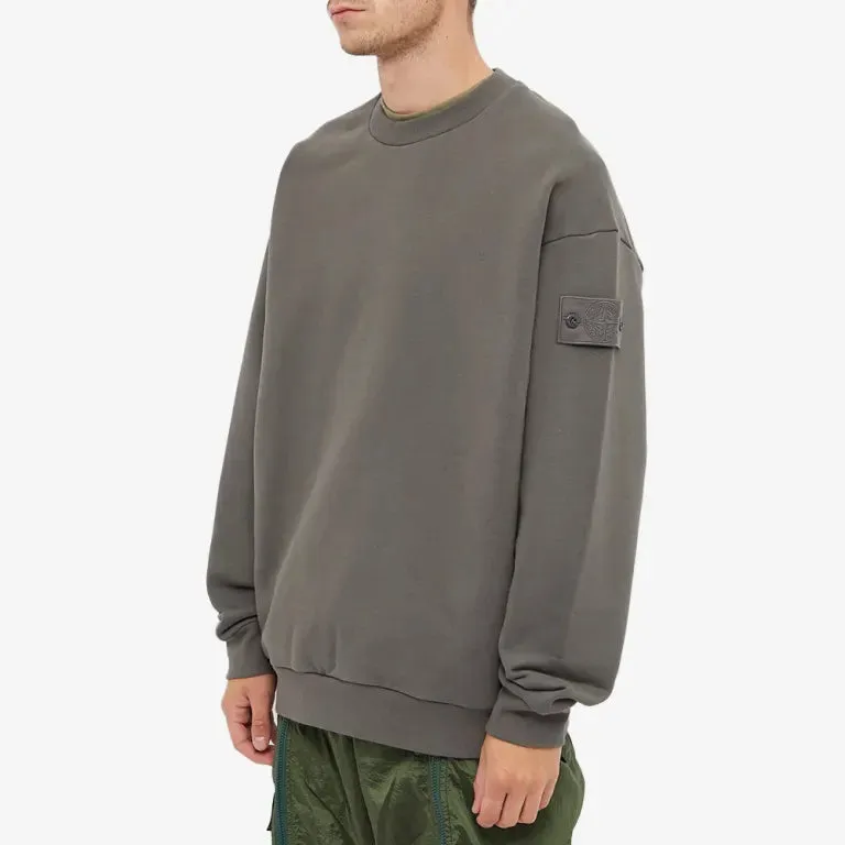 STONE ISLAND Crewneck Sweatshrt 'Dark Grey' 7715633F3-V0067 sold by KicksCrew product image thumbnail 3