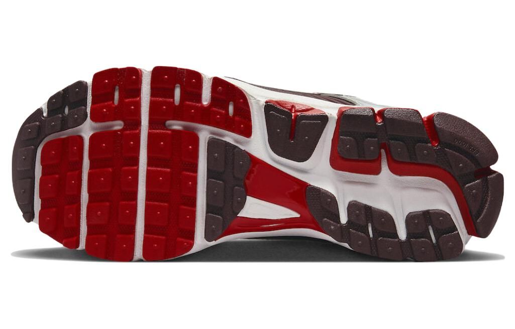 (WMNS) Air Zoom Vomero 5 'Mystic Red' FN7778-600 sold by KicksCrew product image thumbnail 6