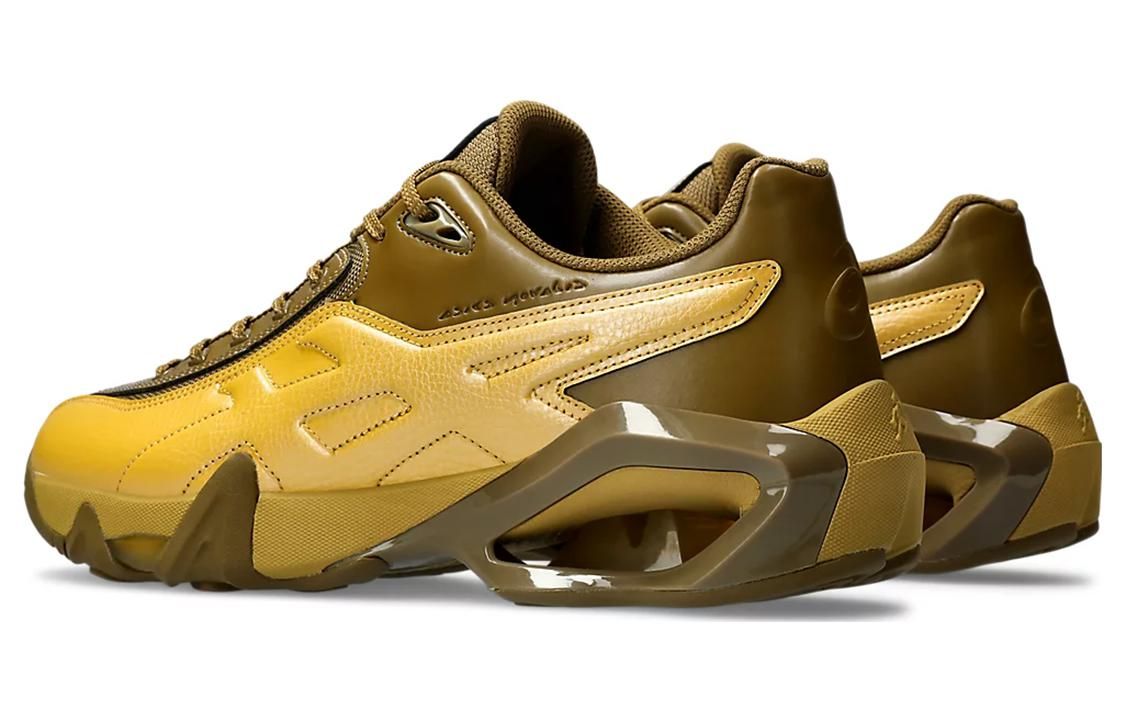 (WMNS) Gucci High heel pump with Horsebit 'White Leather' 723837-BKO00-9049 sold by KicksCrew