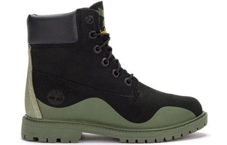 (WMNS) Timberland Heritage LNY 6 Inch Boots 'Black' A5NB9W sold by KicksCrew