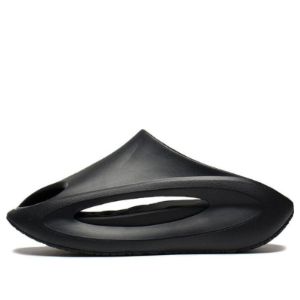 Li-Ning YunYou Slay 'Black' AZSS009-3 sold by KicksCrew
