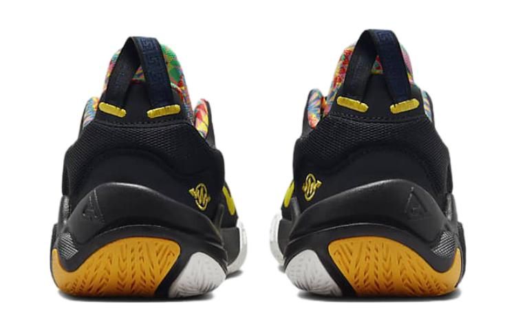 (GS) Nike Giannis Immortality 2 'Kaleidoscope' DQ1943-002 sold by KicksCrew product image thumbnail 5