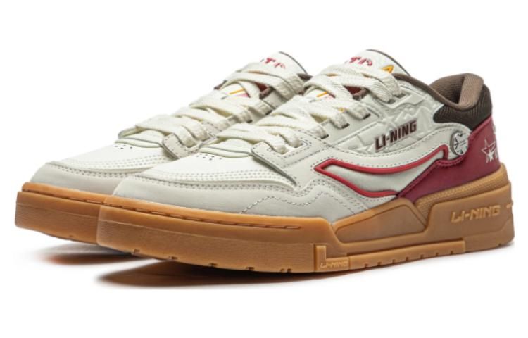 Li-Ning 001 BTC Premium 'White Red Gum' AGCT495-1 sold by KicksCrew product image thumbnail 3