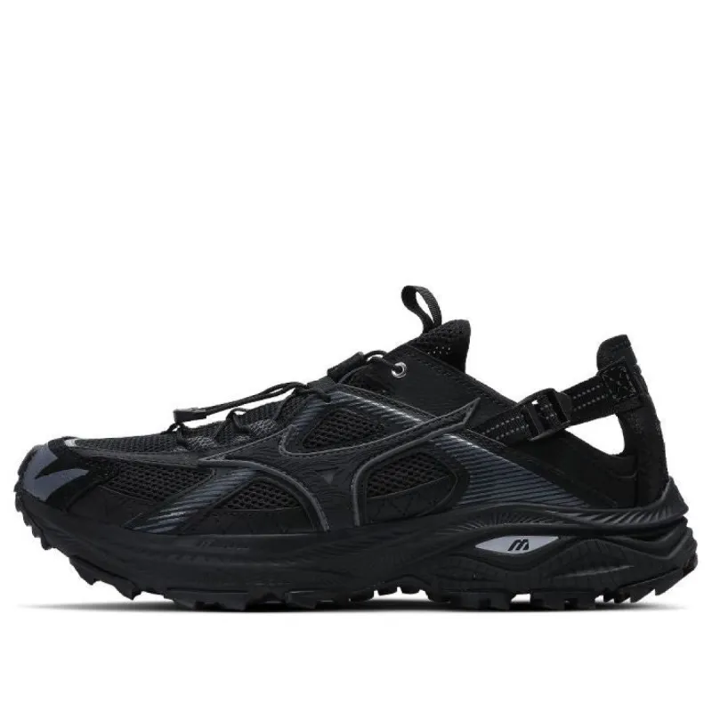Mizuno Racer Trail SE 'Triple Black' D1GH241903 sold by KicksCrew