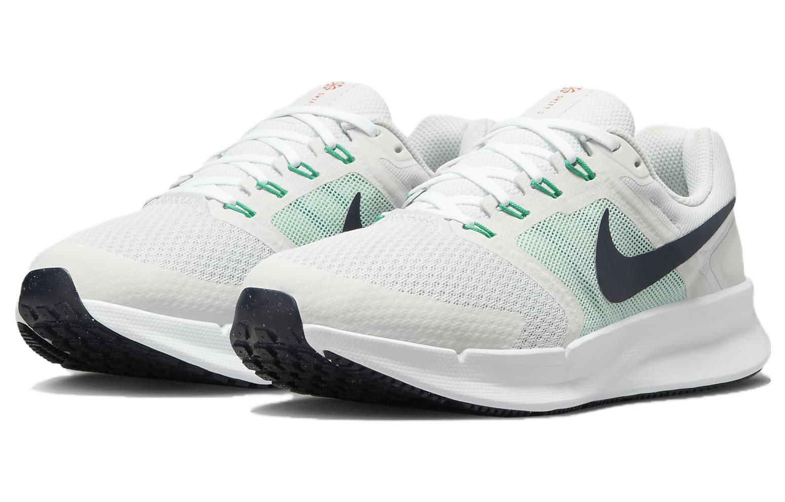 (WMNS) Nike Run Swift 3 'White' DR2698-005 sold by KicksCrew product image thumbnail 3
