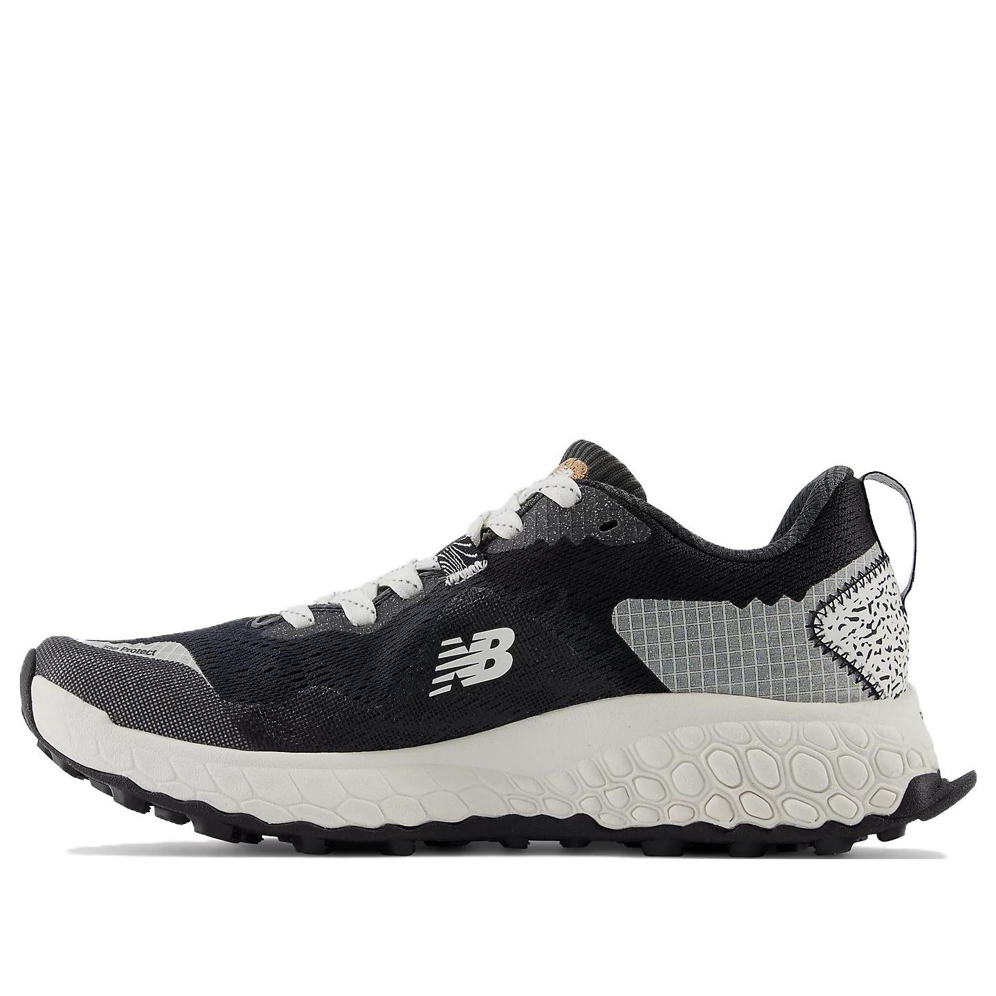 (WMNS) New Balance Fresh Foam X Hierro v7 'Blacktop Sea Salt' WTHIER7X sold by KicksCrew