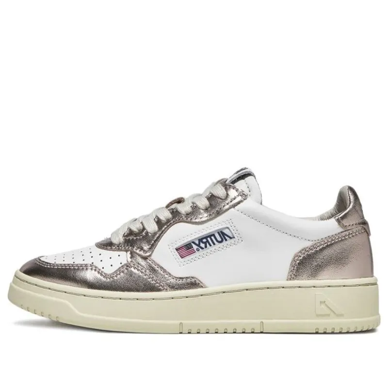 (WMNS) AUTRY Medalist Low Top Bicolor 'White Copper' AULW-WB17 sold by KicksCrew