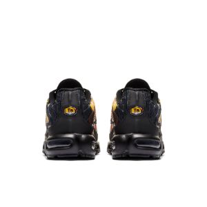 Nike Air Max Plus SE 'Total Orange' AT0040-002 sold by KicksCrew