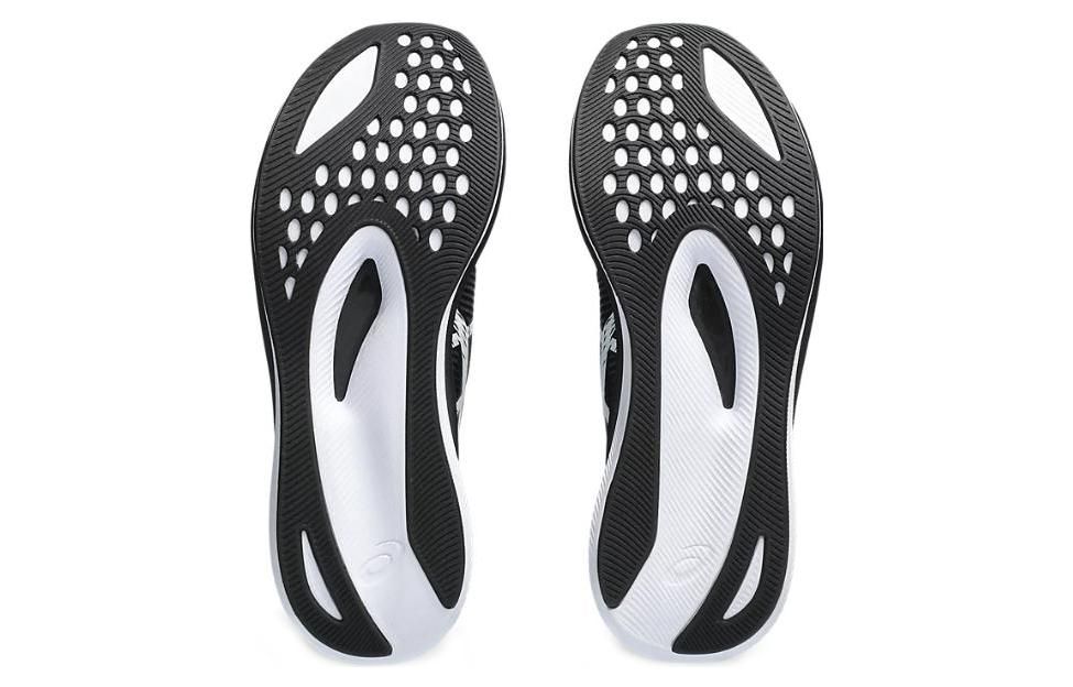 (WMNS) Asics Magic Speed 3.0 'Black and White' 1012B518-001 sold by KicksCrew product image thumbnail 7