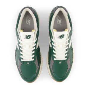 New Balance 2002R 'Vintage Leather Pack - Green' M2002RVI sold by KicksCrew