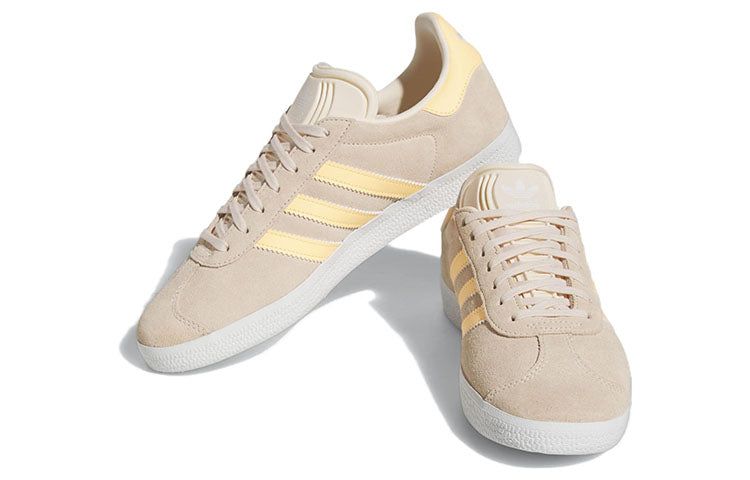 (WMNS) Adidas Originals Gazelle Shoes 'Bliss Orange Cloud White' IE5137 sold by KicksCrew product image thumbnail 3