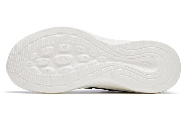 (WMNS) ANTA Lightweight Running Shoes 'Black White' 922315573-2 sold by KicksCrew product image thumbnail 5