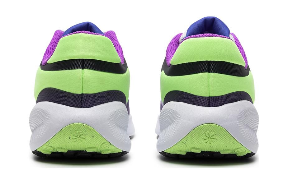 (GS) Nike Revolution 7 Shoes 'White Fuchsia Dream Green' FB7689-100 sold by KicksCrew product image thumbnail 4