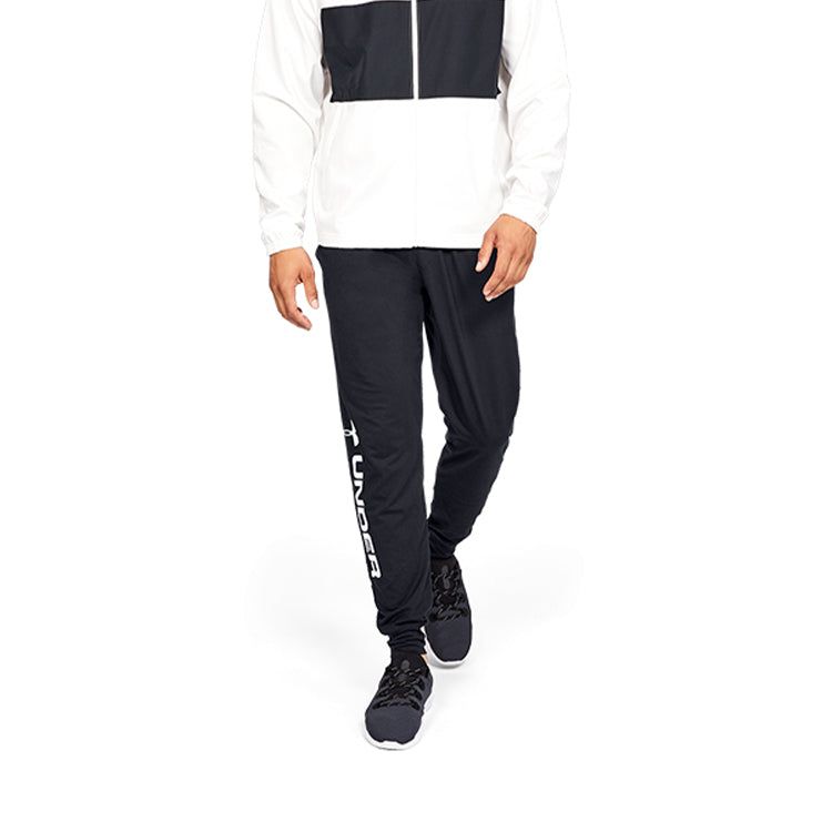 Under Armour Sportstyle Cotton Graphic Joggers 'Black' 1329298-001 sold by KicksCrew product image thumbnail 4