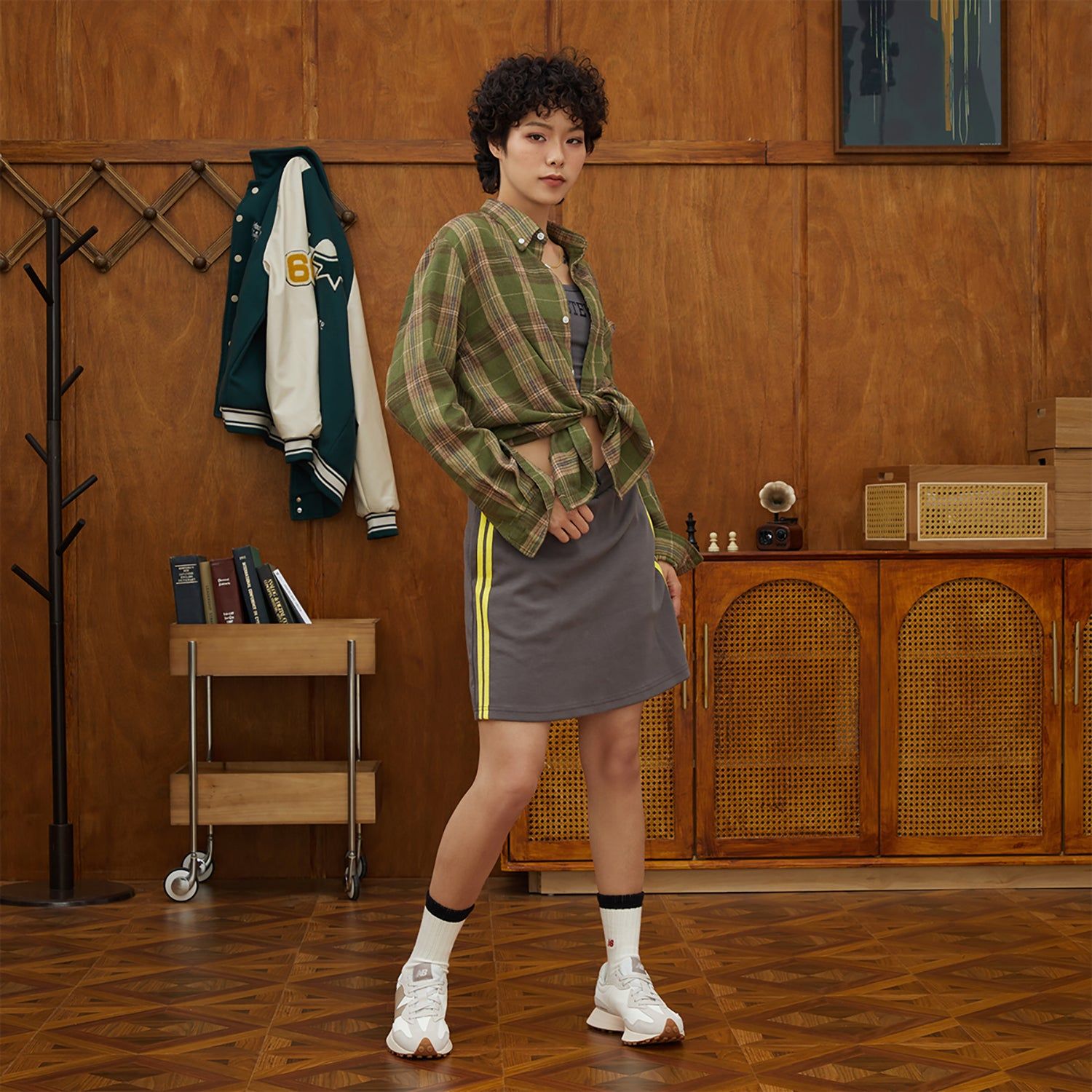 New Balance 327 'Moonbeam Driftwood' U327LZ sold by KicksCrew product image thumbnail 6